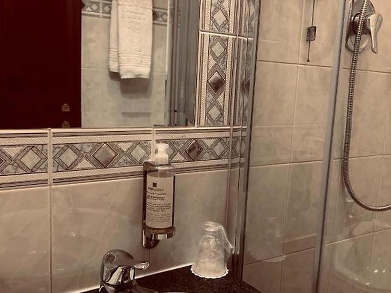 FB76579B1B73F57CFEA766C15B2F56AA