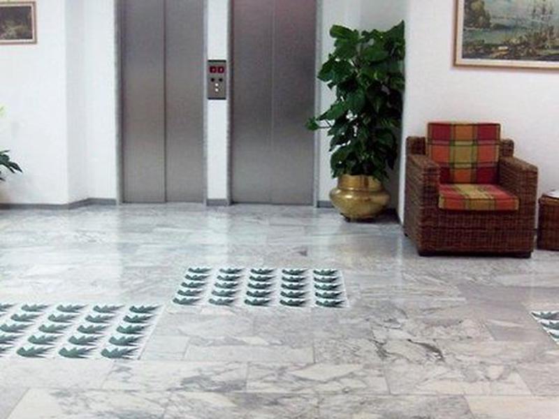 B782195900C8C32666F361D7AEAB620F