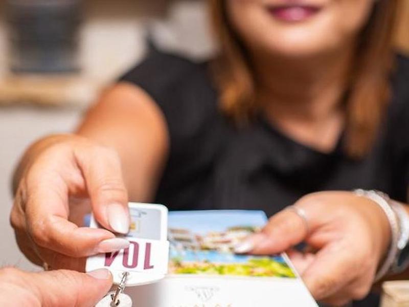 73329E19548CF460F0FEC288CC697E00