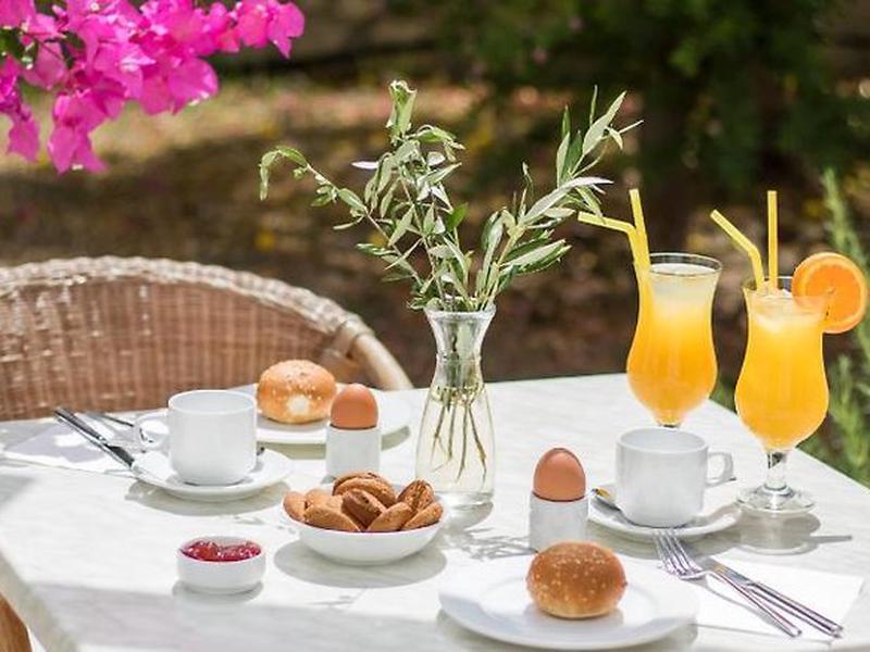 FE6893B6426C0967EEE9826D7BA3542A