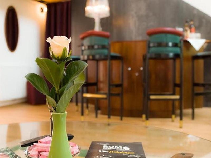 8CF5BEA511CE18123DC241426162A808