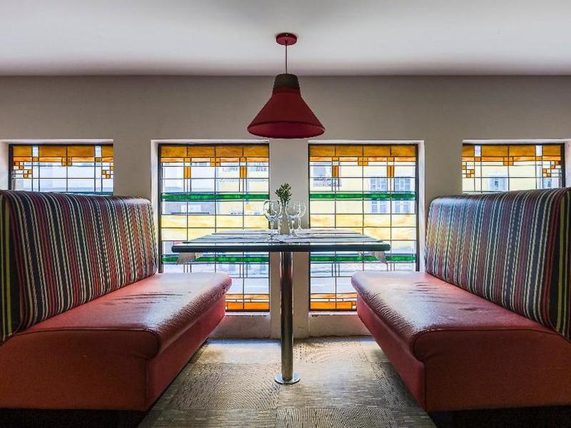 6580E55E149BDF9267C87F36313D821B