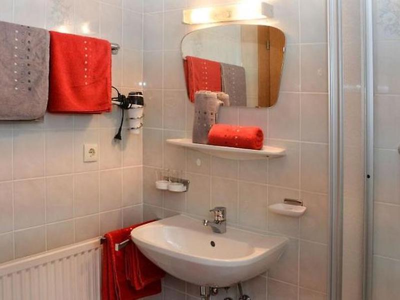 2128FB4E0DA11B525820EABE15658766