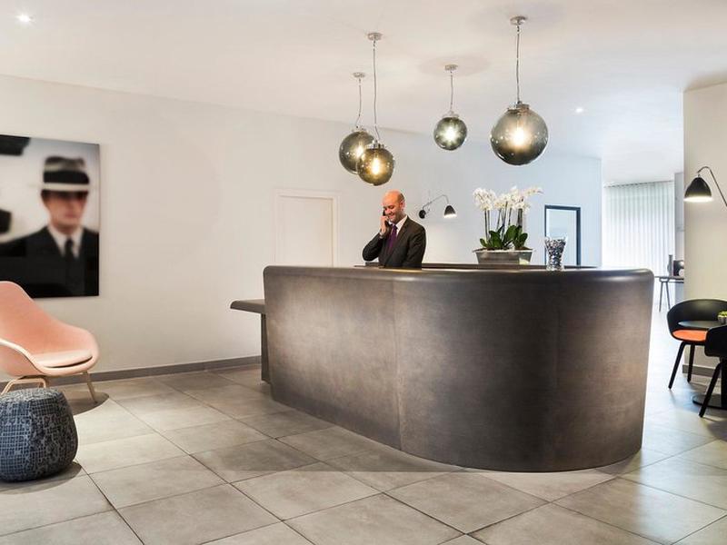 65D9DAC38787384F4F245B809EB7D13A