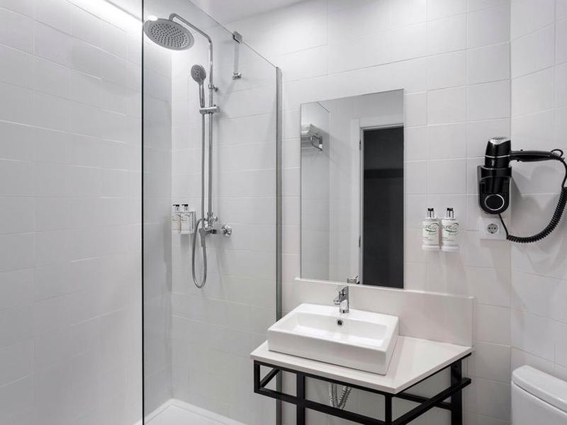 02EECCD89B57C65B6C288CE68802A0D5