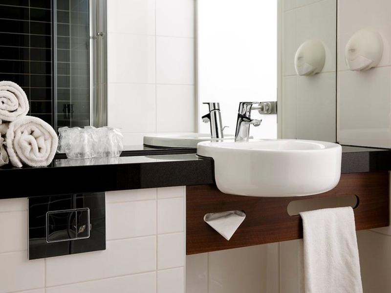 3B26B5163239772F085A028997ADA7CE