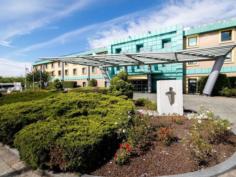 66FCE870218533D2B00E5A6D8181DFD8