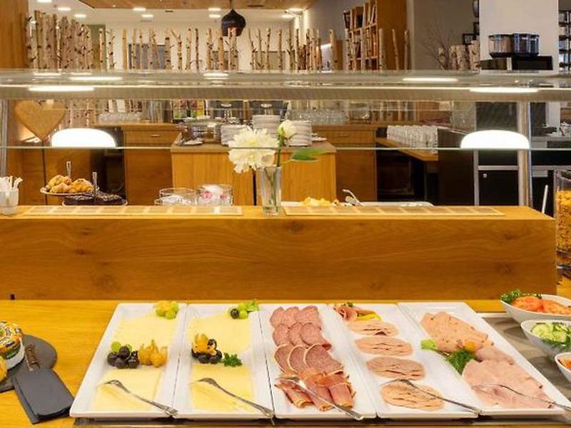 7E3EAE06076C2018F3AEEDB8A2011F16