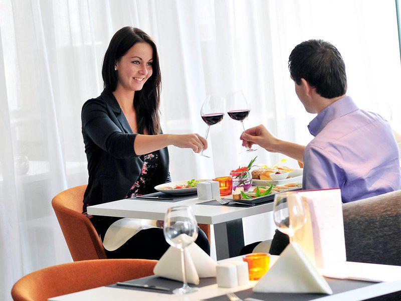 75E6ED778CE3A8381E66ACB0E57EB791