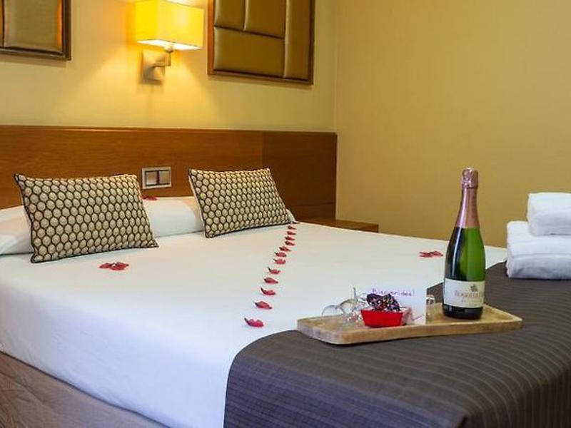 DA3AB82FF4AD63936A1072F70057A424