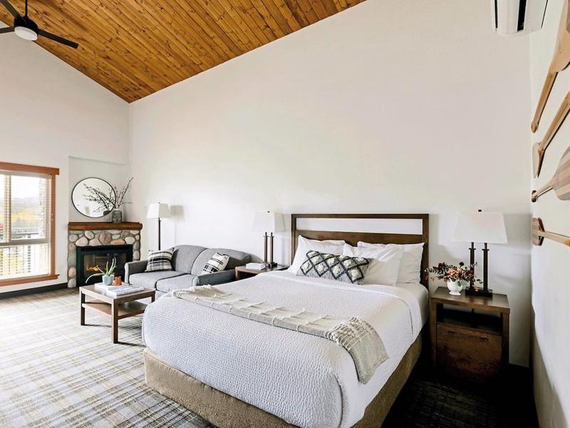 411DC4775F572D5D25FC41304D1D5A3C