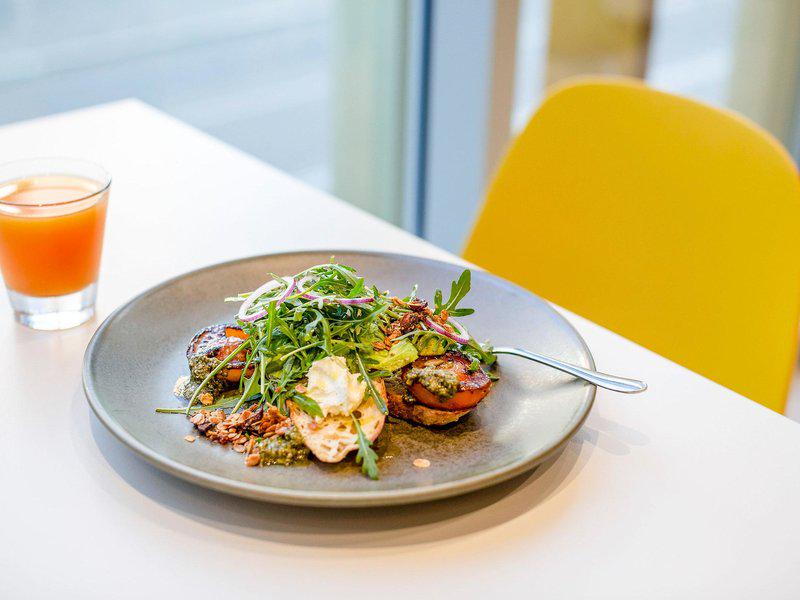 A0E3D19570796BACEB78F0BC981E6CF1