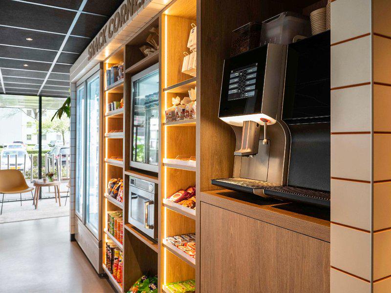 AAD08BD2F485894DFC881842EC183FED