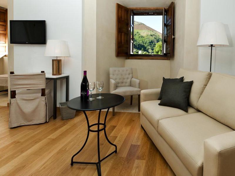 CA4F3D998A44BD6B4FAB24EEB1BAAD9D