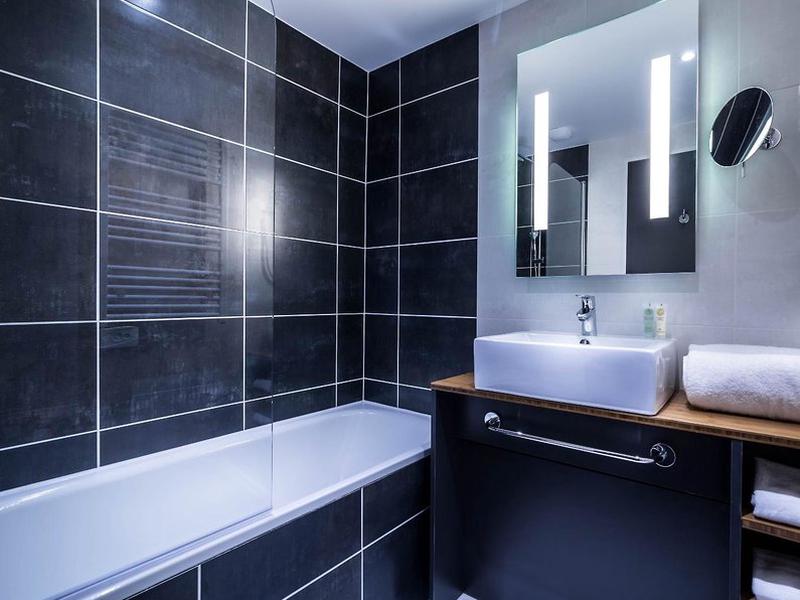 BE8C697372D3B7D54F59EDDE02885475