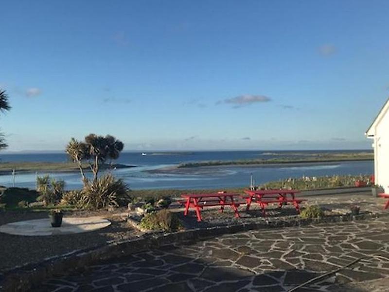 7EDECAF4AE34FBFF7A6659646539A15D