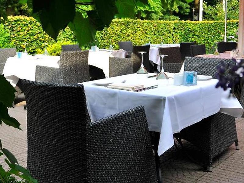 DB703F295E32F94DF48B2E5DF14AA26C