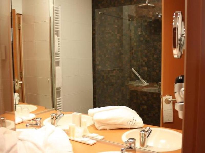 5B0167743CC09C8AAC2073CDD1EB4DC3