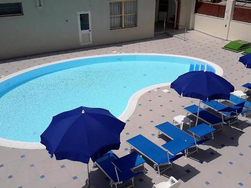 7C1966DBE913678C7EB28C9556E49B54