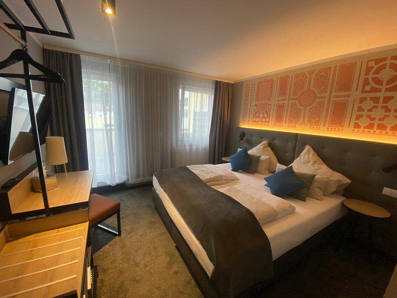 5858F0A1400F248DB39171A851793FB2