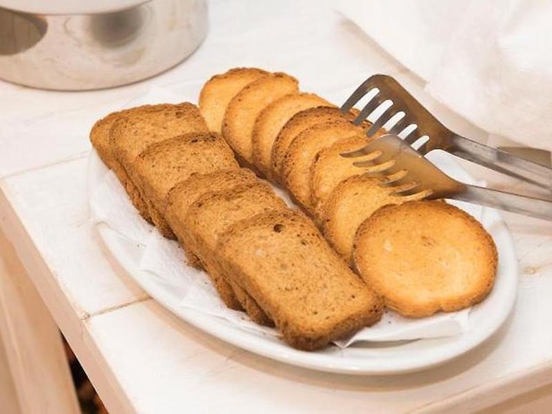 EAD2E92AE529E45BE2BAFC05B72BF420