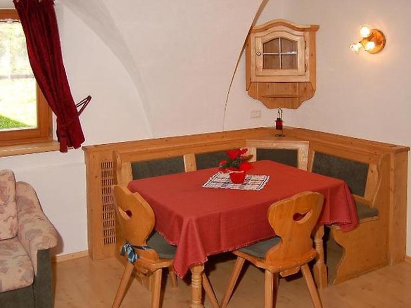 D39B60C16E358DACA7B18C2FF3EBC312