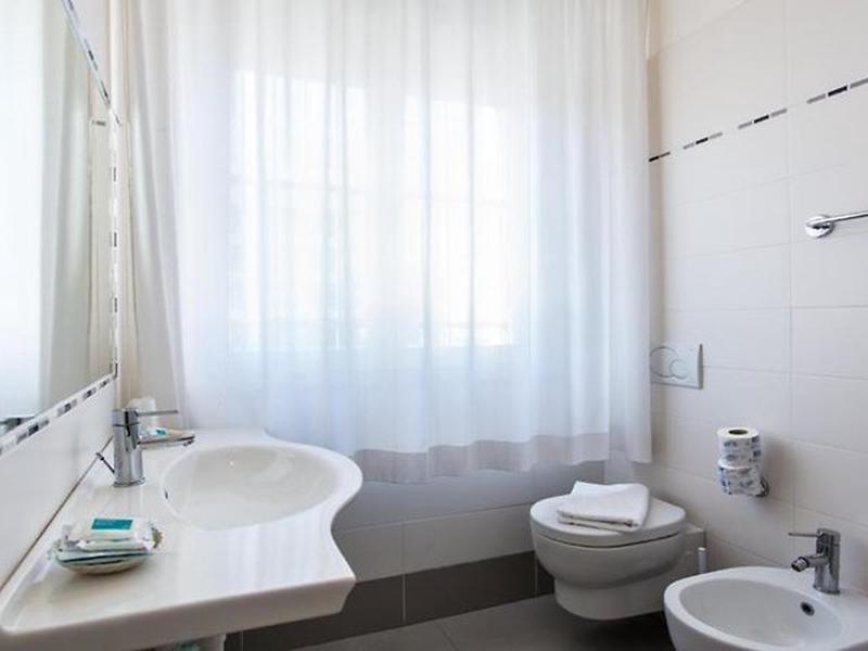 A26C74E4AE70AE37CF8C42433FFAEE7C