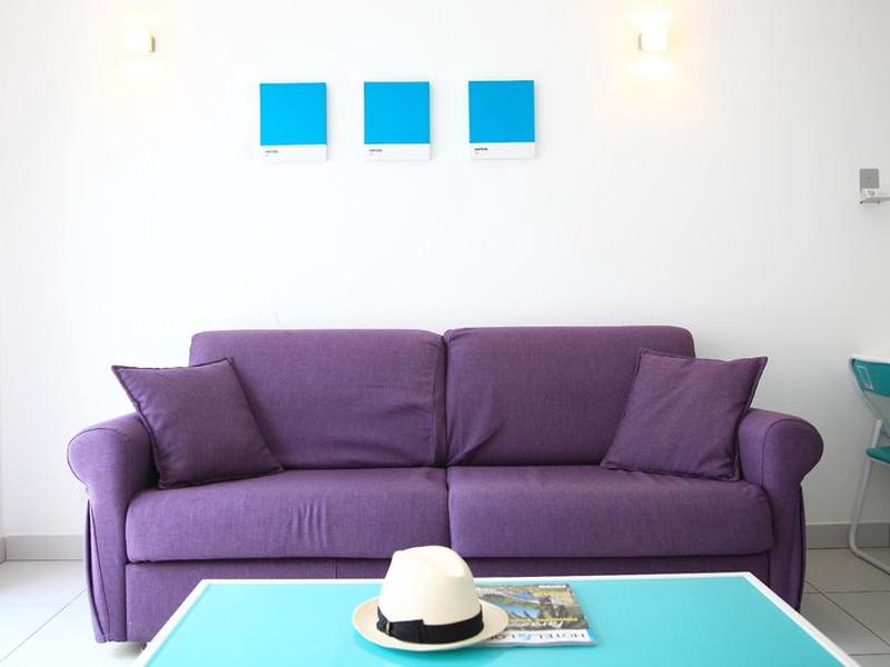 82B3E37D33C7EB15A9D237D04EC396DE