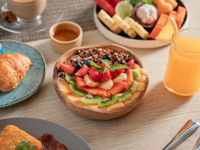 4619604384C4C253AB570C10BE649B2E