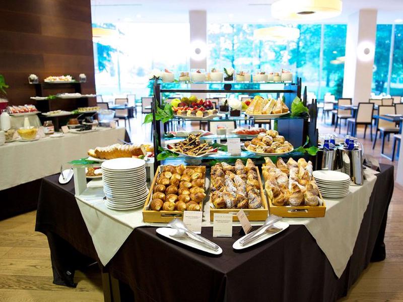 E2DBFCCF54ED11E6378BCF6B050FC025