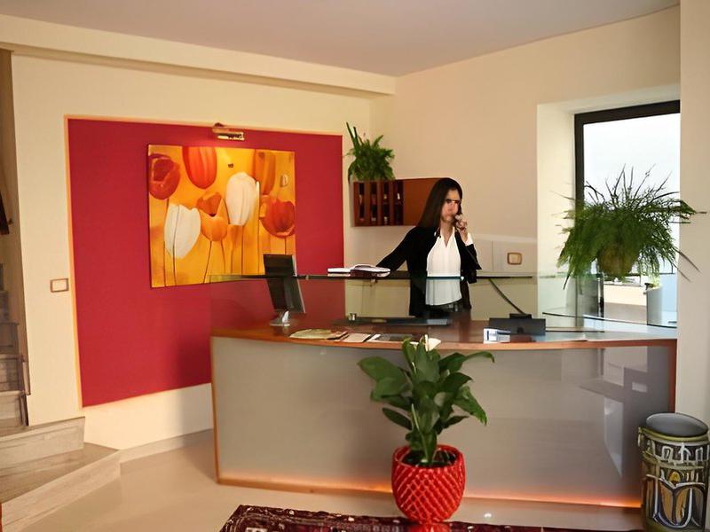 4295529FA54757468A908A3432EAE65D