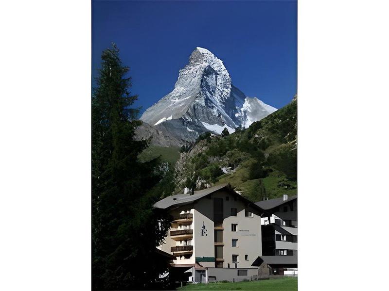 D91CE4A19C4542339B855D39E5A20AAC