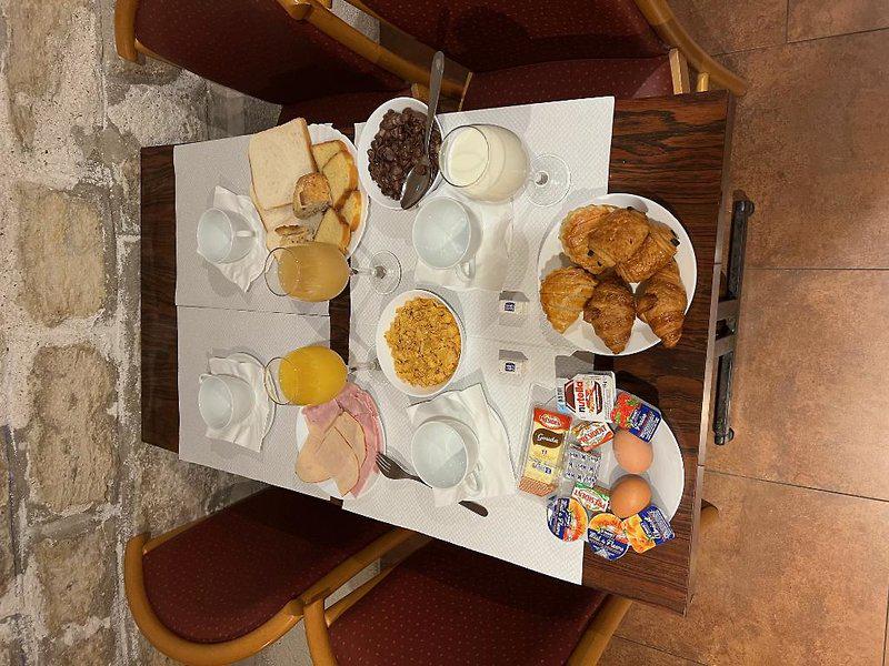 3B7AAEC0A185A08B90C7D1AF7FC6B283