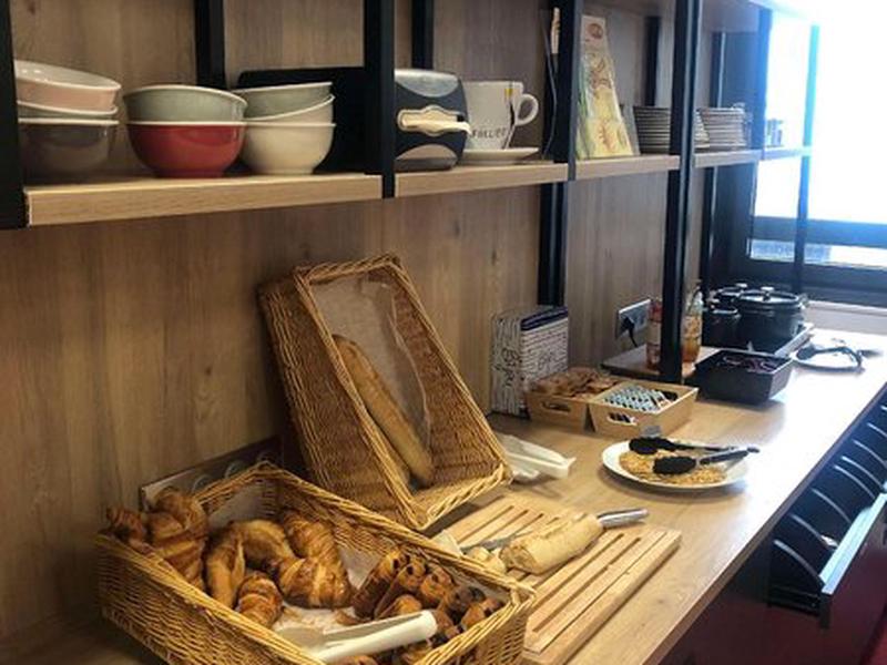 ED644A03A3B3986FE58BDFF212793B28