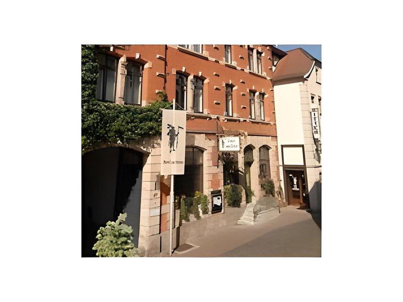 DFA27390045B03BB3169022631F237FE