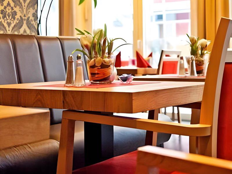 F9E9AC9BB0B67B5C0DF110751BFD7F6C