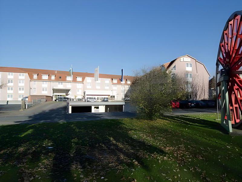 496DDE7CD47D05ACA83C3F6666595198