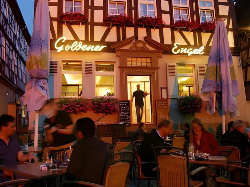 5DEC279154B4BB9029730EF7E9A1CA93