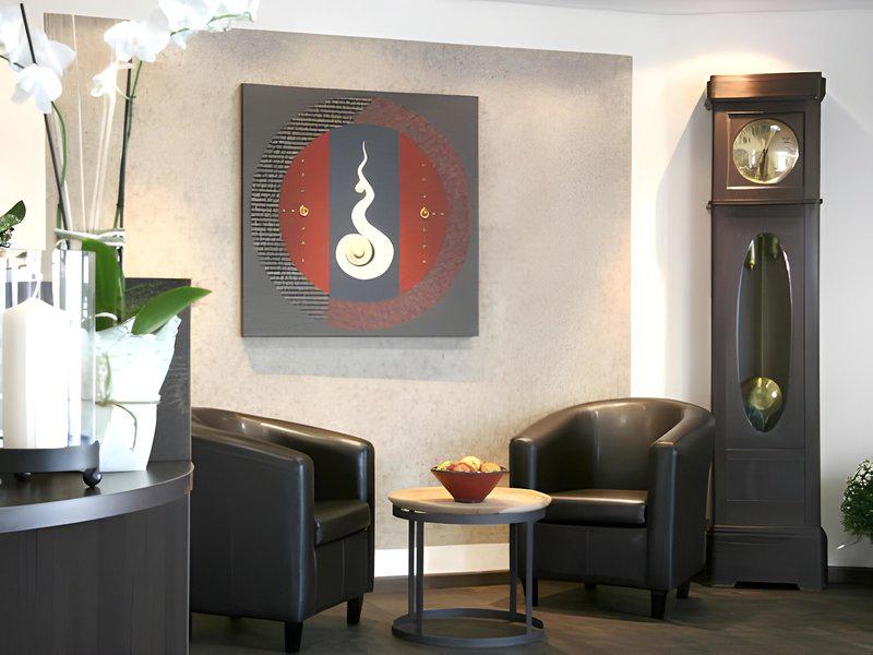 2A11E6FDC5D17CA812EF59A0648395C8