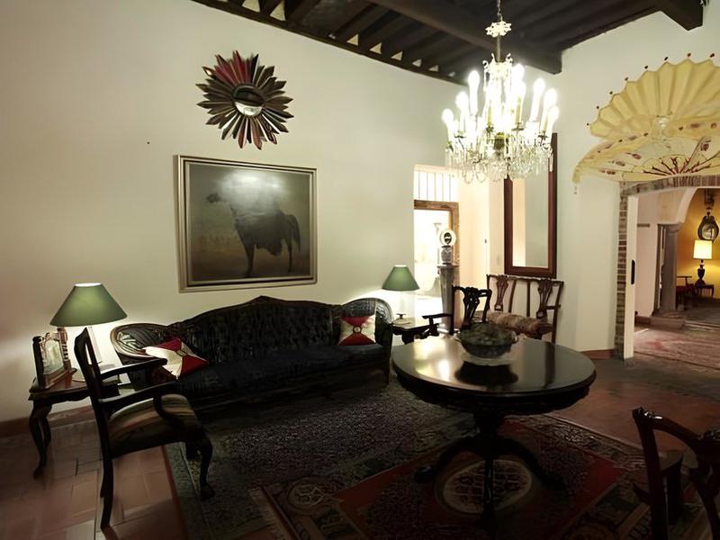 1299C2C3EF0F4BB3F51075508CFEBA89