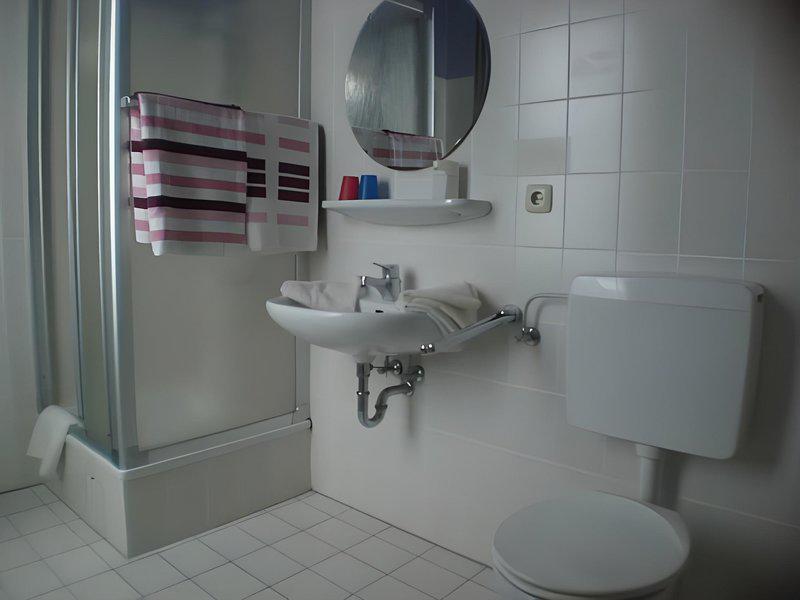 58E1143FE114B3E5D0109A71F466C1BD