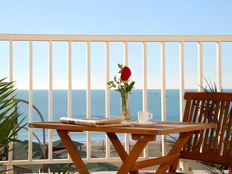 8D0DEDD6BBD446EF10BC5B507A6F000B