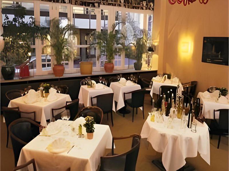 EBEF1DAAB41919A7FF6C8E784B00D104