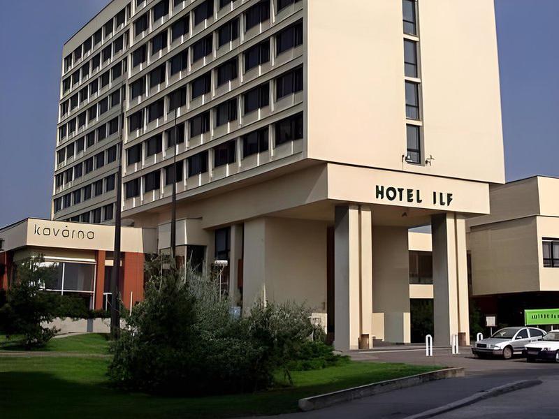 09528FB923BBC7F53F7E9D1578F3F16D