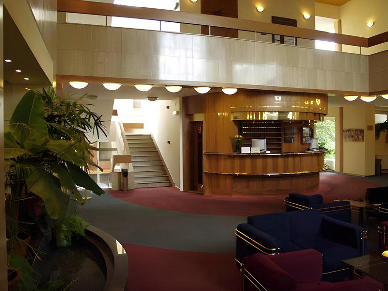 C81056F4A6F984628F1775DFB1C9E4F3