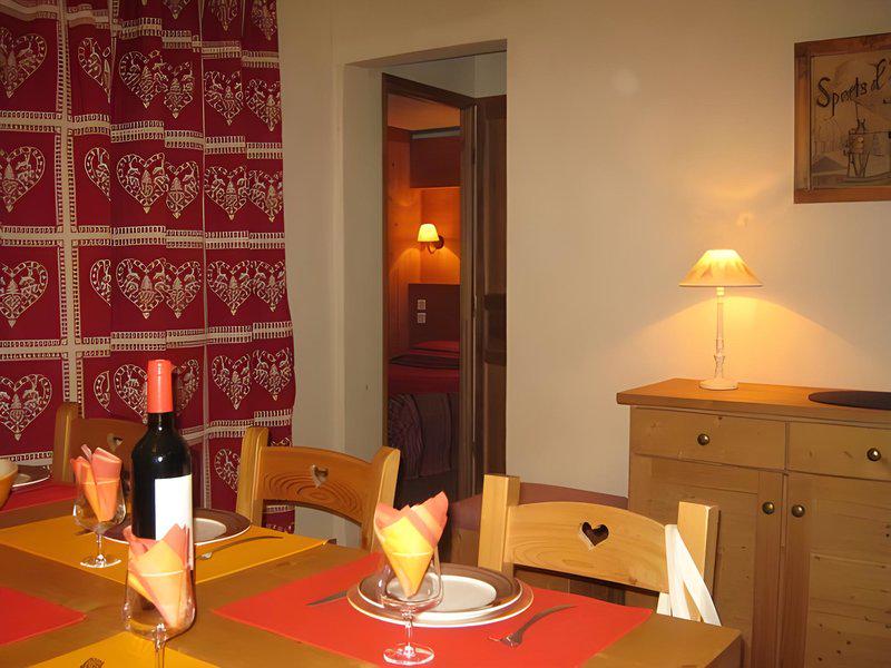 BA1E58C0A179D9C1BAA043E58C02B517