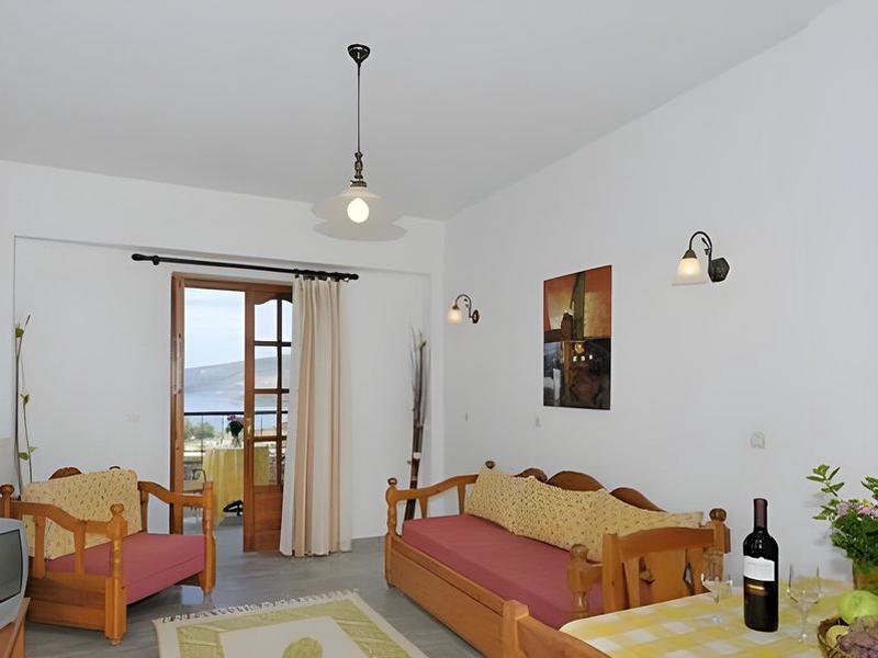 8E6EA462CA1B4C44AE19534B00713383