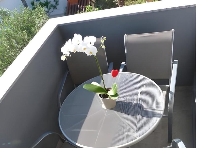 37C73B242B101CB872F8C26DB93902A7