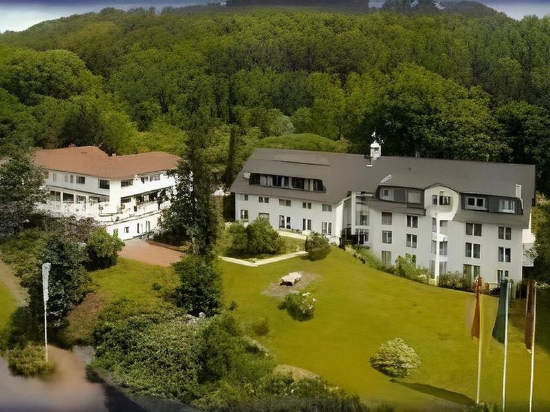 7ADBB31AACDBCF0F2A99DE80D1AC6978