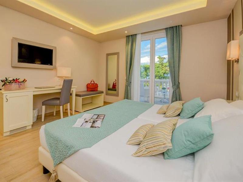 B8CBC0E86895E2EDE926B2BFDB8EE44B